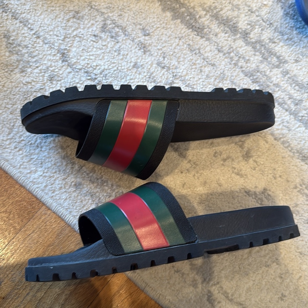 Gucci slides - Picture 4 of 7